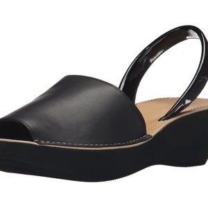 Kenneth Cole Reaction Fine Glass BLACK Sling back platform Sandal